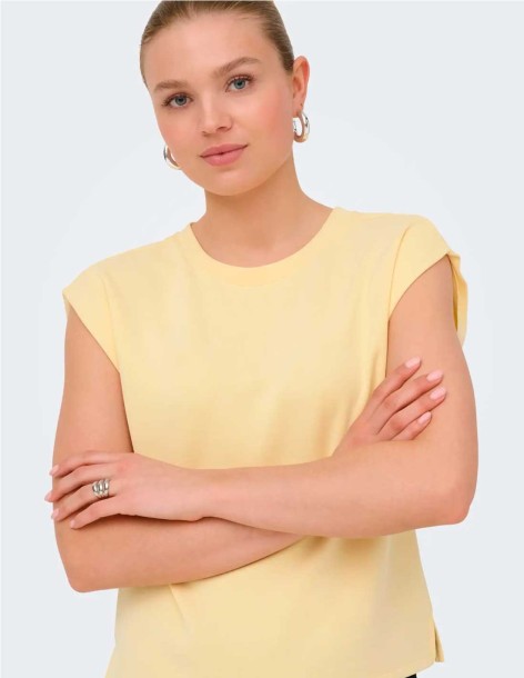 CAMISETA ONLMAYA DE ONLY AMARILLO