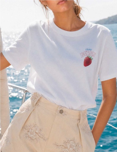 CAMISETA STRAWBERRY DE LUMINA