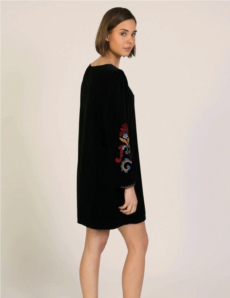 VESTIDO FOLKLORE DE TRAFFIC PEOPLE 2